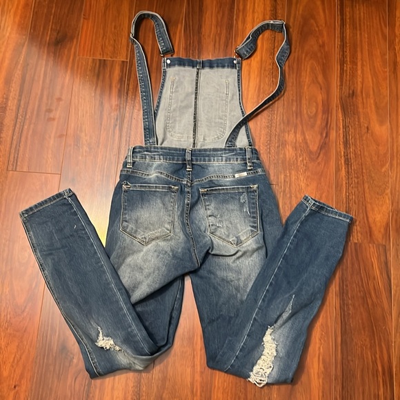 KanCan Overalls Lightly Distressed Size XS - Picture 6 of 9